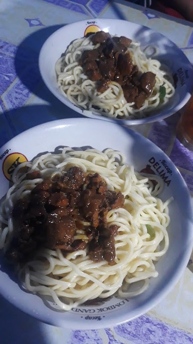 2.Mie Ayam Pak Tukang