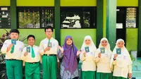 Siswa SDIT di Sidoarjo Siap Terbang ke Malaysia dan Singapura, Ini Tujuannya