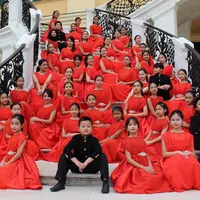 Dengan membawakan lagu Yamko Rambe Yamko, paduan suara asal Indonesia TRCC, raih juara 1 di Italia. (Foto: venicechoralcompetition.it)