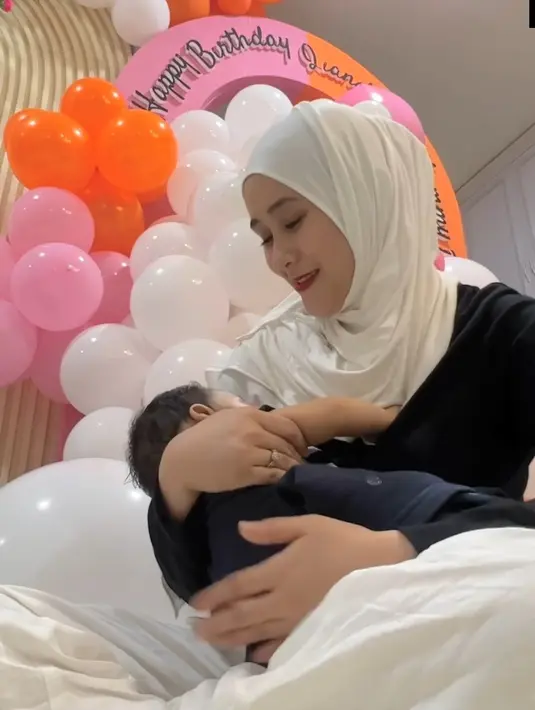 Meski proses berjalan cepat, pemeran Kay dalam film Once Upon a Time in Indonesia itu menceritakan 15 menit yang menegangkan. [Instagram/ryana_dea]