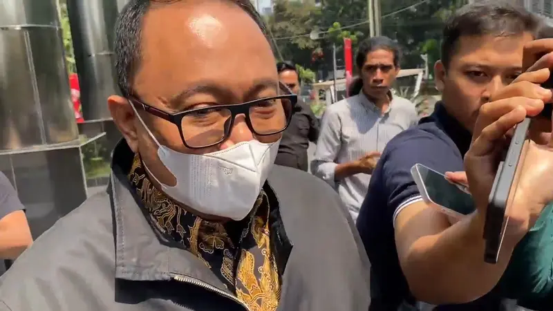 Alwin Basri, Suami Wali Kota Semarang Hevearita Gunaryanti Rahayu alias Mbak Ita Diperiksa KPK