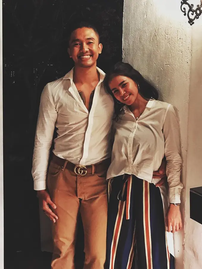 [Fimela] Uus dan Kartika