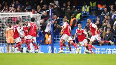 Arsenal sukses memastikan kemenangan atas Chelsea dalam Derby London. Meski bermain di Stamford Bridge, Arsenal sukses menang tipis 1-0 atas tuan rumah. (AP/Kirsty Wigglesworth)