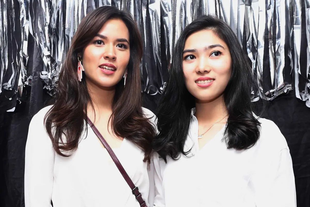 [Bintang] Reaksi Raisa dan Isyana Sarasvati Usai Menang di MAMA 2017
