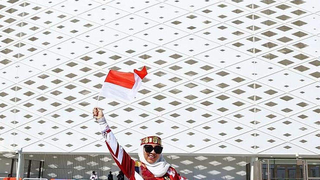 Para suporter yang memberi dukungan langsung ke stadion kebanyakan adalah diaspora Indonesia yang bekerja dan menetap di Qatar.
