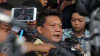 Direskrimum, Kombes Pol Krishna  Murti saat memberikan keterangan pers di Polda Metro Jaya, Jakrta, Sabtu, (30/1). Ia menyatakan bahwa Jessica ditetapkan sebagai tersangka kasus kopi beracun. (Liputan6.com/ Faisal R Syam)