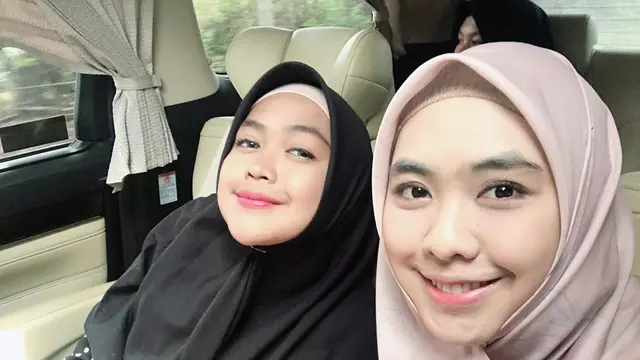 5 Potret Bahagia Ria Ricis dan Keluarga