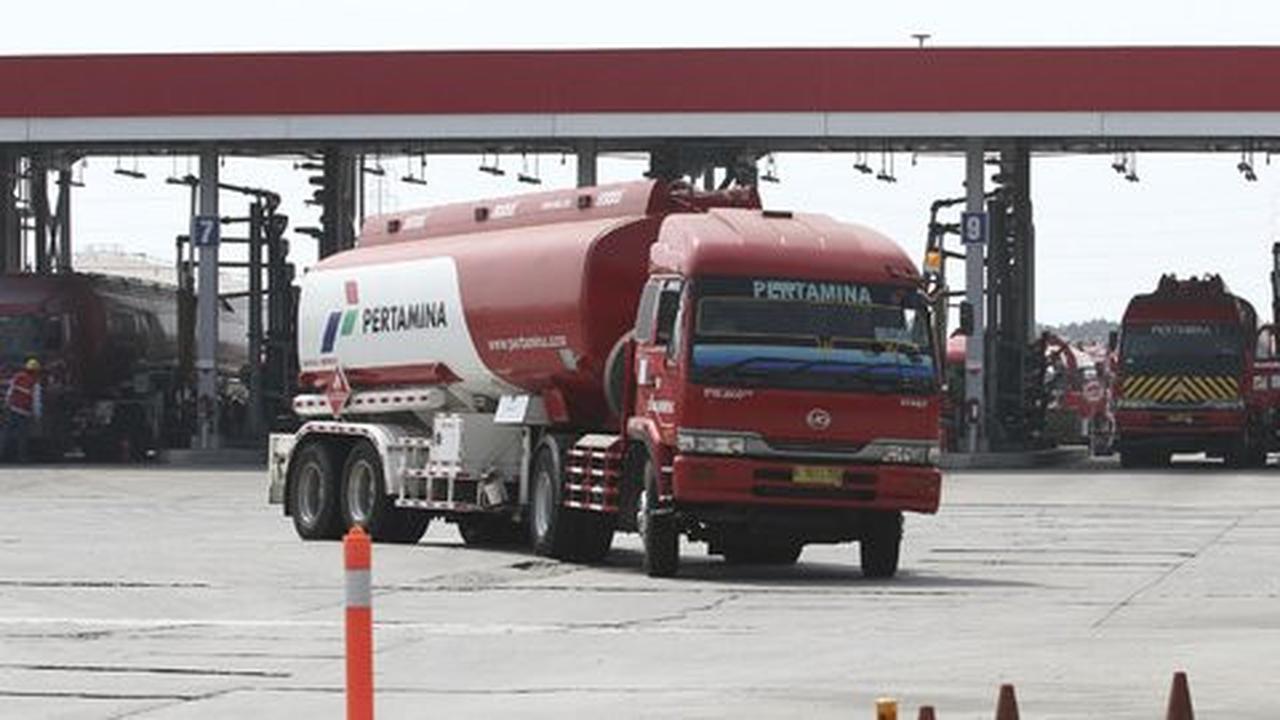 Rizal Ramli kritik proyek gudang BBM Pertamina