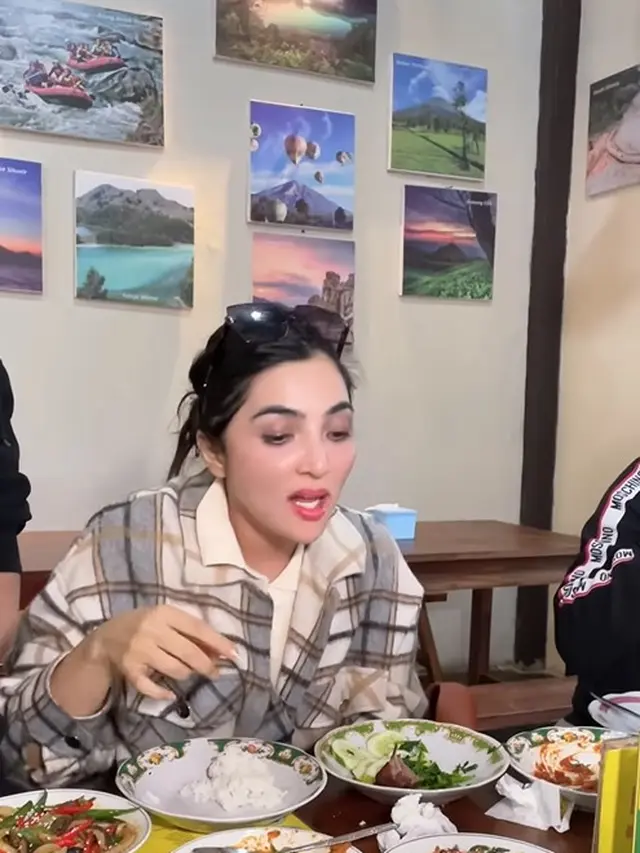 Rekomendasi Kuliner Enak di Dieng ala Ashanty