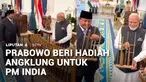 Ada momen langka yang terekam dalam pertemuan Prabowo dan Modi. Kedua pemimpin negara itu bermain angklung.