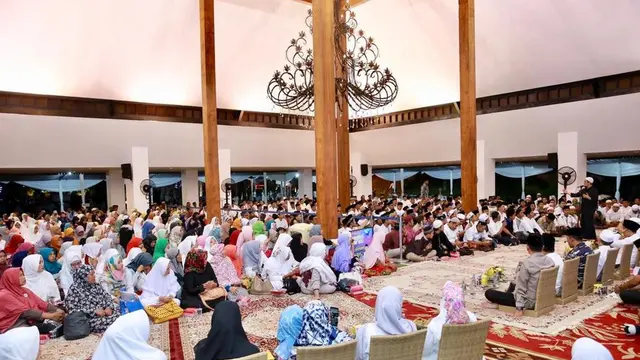 Peringatan Nuzulul Quran di Banyuwangi, Yusuf Mansur: Pelajari dan Pahami Ayat-Ayat Alquran