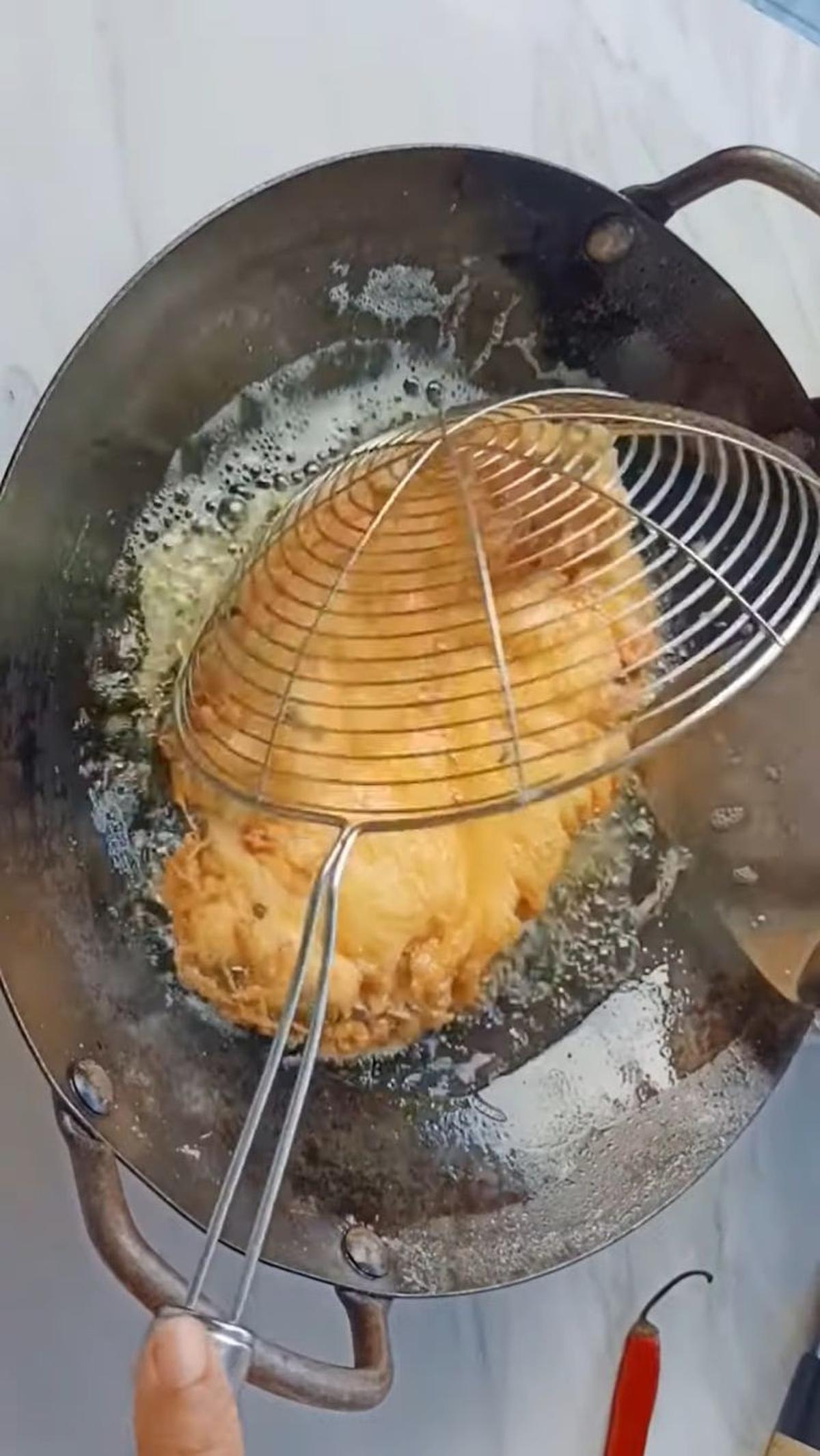 Balik Telur Dadar
