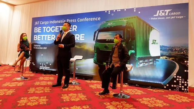 CEO J&T Cargo, Mr. Jonathan