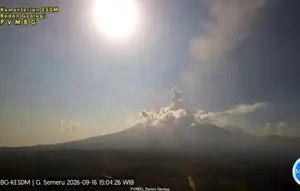 Gunung Semeru Erupsi Lagi, Terdengar Suara Dentuman