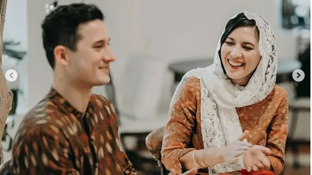 Nino Fernandez mengumumkan pernikahannya dengan Hannah Al Rashid