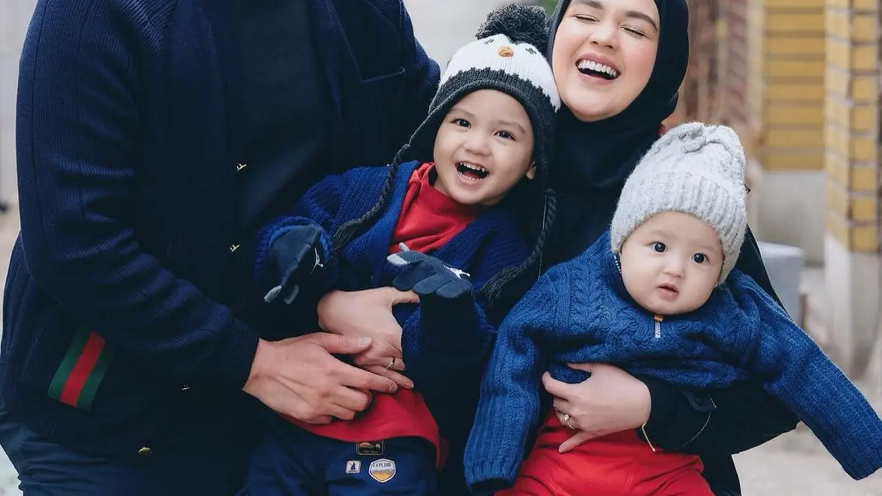 Cut Meyriska dan Roger Danuarta liburan ke Korea Selatan (Foto: Instagram cutratumeyriska)