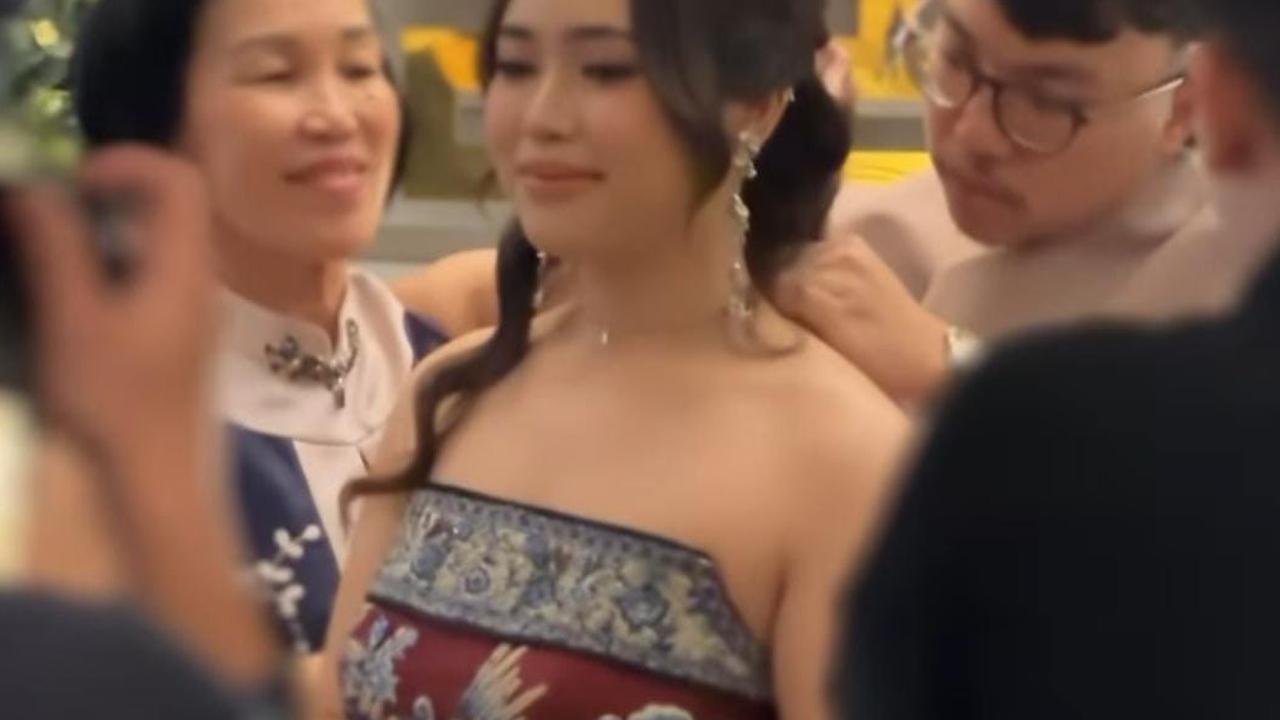 Kabar Bahagia Putri Cantik Elma Theana Dilamar, Sosoknya Jarang Tersorot Punya Hubungan Spesial dengan Sonny Septian