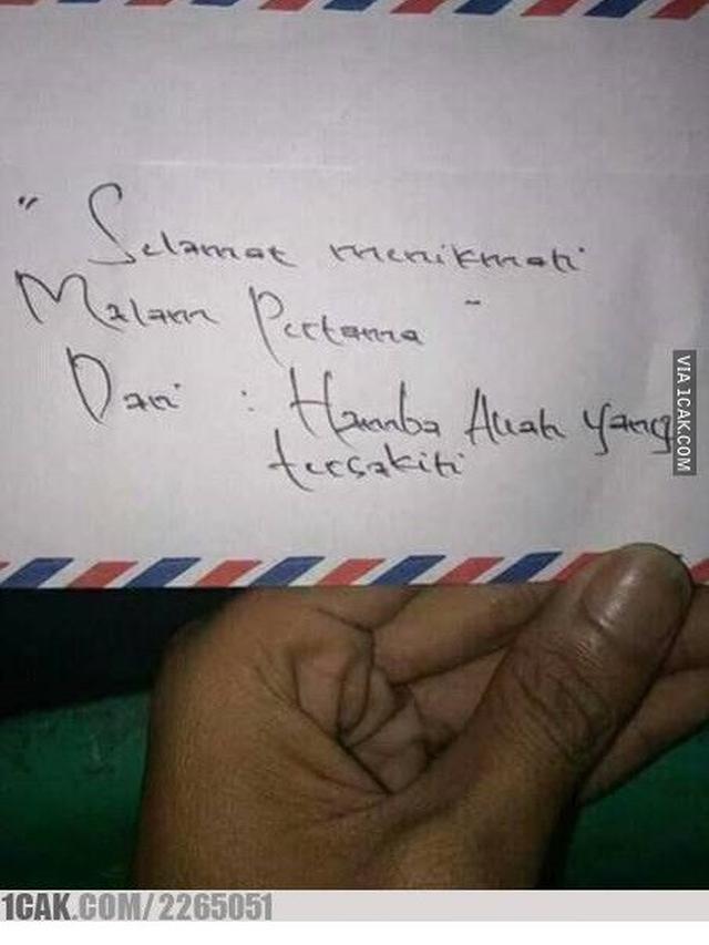 Pesan Lucu di Amplop Nikahan Ini Bikin Cengar Cengir