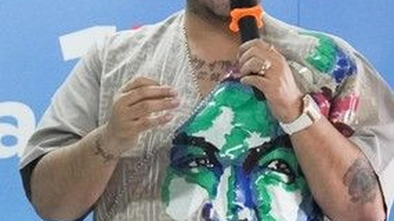 Potret Ivan Gunawan Membagikan Pengetahuan tentang Wirausaha kepada Siswa SMK dalam Kampanye #Serunya17an TikTok
