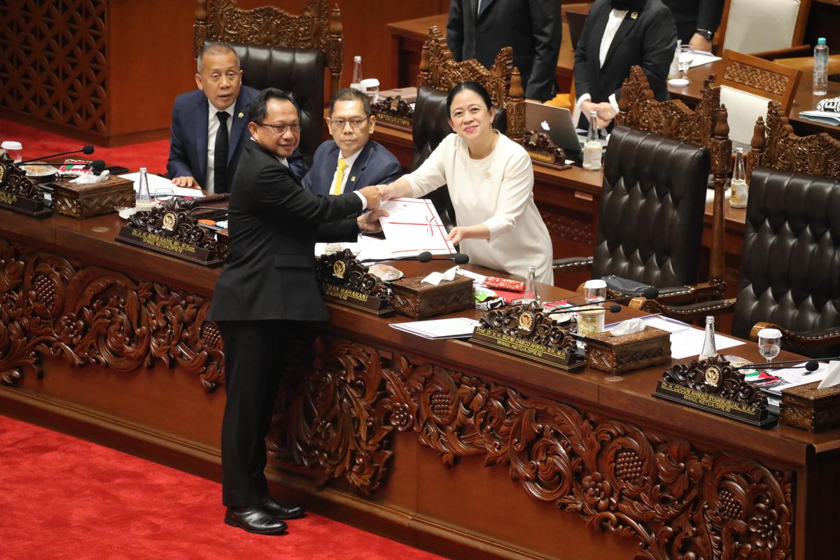 10 RUU Kabupaten/Kota Disahkan, Mendagri Pastikan Kepastian Hukum dan Batas Wilayah