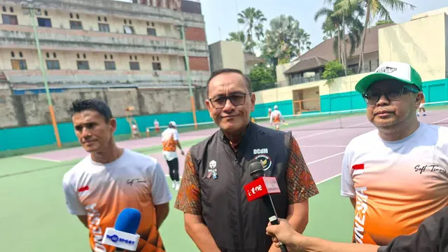Wakil CdM (Vice CdM) Asian Games Nagoya 2026, Harry Warganegara, mengunjungi pelatnas Soft Tennis Indonesia
