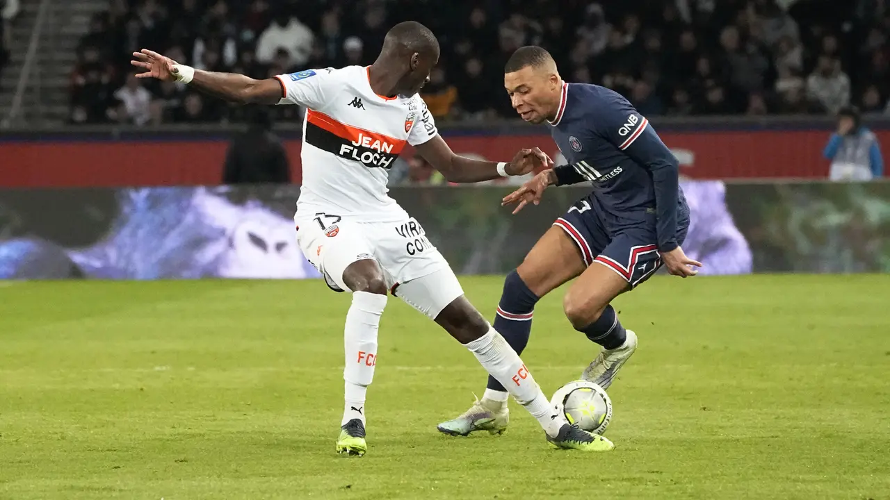 PSG Pesta Gol ke Gawang Lorient