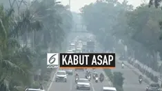 Sebagian warga Pekanbaru Riau mulai terserang penyakit akibat kabut asap yang masih menyelimuti daerah itu sejak dua pekan lalu.