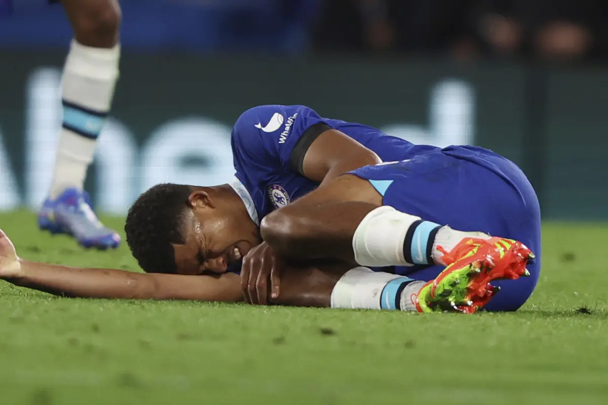 Foto: 5 Center Bek Liga Inggris yang Lagi Tumbang Akibat Cedera