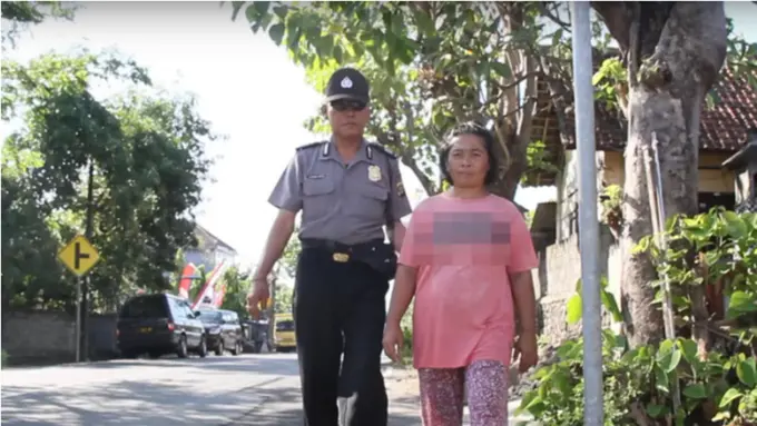 Meski Buta, Polisi Ini Tetap Mengabdi pada Masyarakat