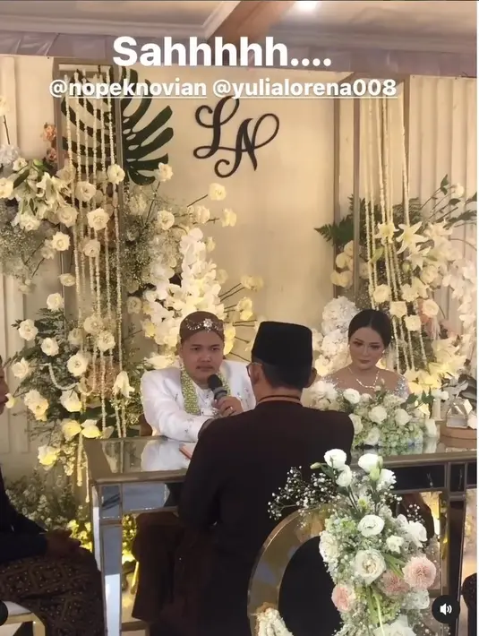 Melansir dari kanal YouTube Nopek Novian, komedian itu memberikan mas kawin logam mulia 10 gram. [Instagram/info_cepu]