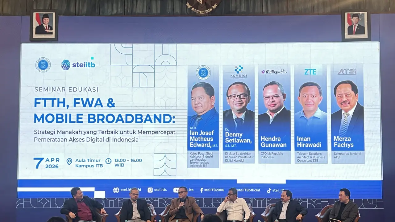 Seminar bertajuk “FTTH, FWA & Mobile Broadband: Strategi Manakah yang Terbaik untuk Mempercepat Pemerataan Akses Digital Indonesia". Credit: ITB