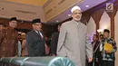 Grand Syeikh Al Azhar Mesir, Ahmad Muhammad Ath-Thayeb melakukan pertemuan di gedung PBNU, Jakarta, Rabu (2/5). Pertemuan tersebut untuk berdiskusi mengenai Islam Nusantara dengan para kiai dan pengurus PBNU lainnya. (Liputan6.com/Herman Zakharia)