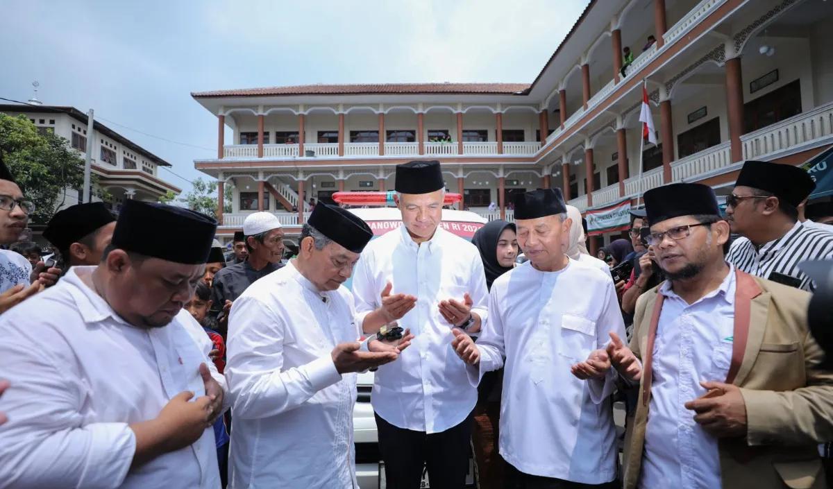 "Saya masih menungu. Kalau seandainya memang mendapat penugasan itu, ya akan saya pertimbangkan” kata Andi.<br>