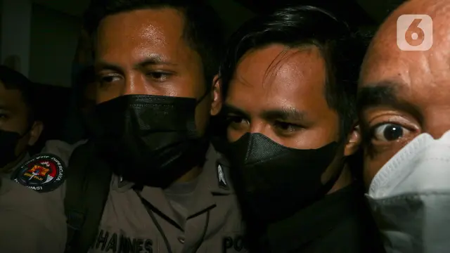 Penampakan Bharada E Tinggalkan Komnas HAM