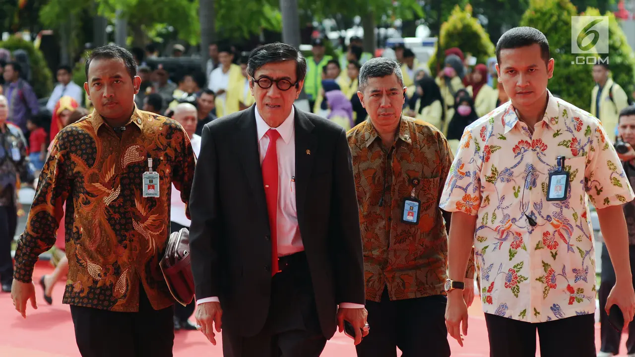 Sejumlah Menteri dan Tarian Daerah Sambut Megewati di UNP Padang