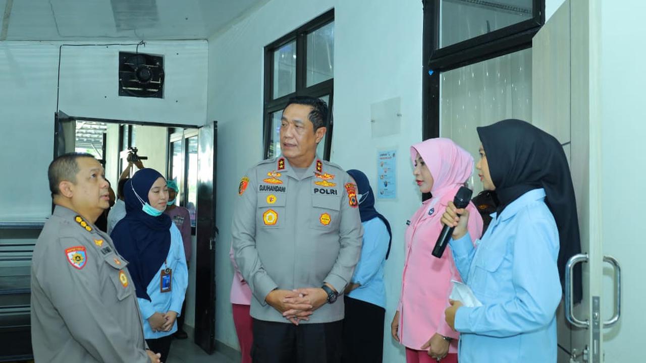 Kapolda Sulawesi Selatan Irjen Pol Djuhandhani Rahardjo Puro