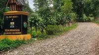 Cerita Miris Imbas Jalan Rusak 20 Tahun Tak Kunjung Diaspal: Ibu Hamil Terpaksa Melahirkan di Jalan