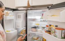 Jangan Simpan Susu di Sini! Kesalahan Fatal Menyimpan Makanan di Pintu Kulkas yang Perlu Anda Hindari