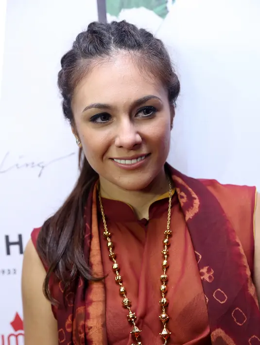 Demi menyebarluaskan informasi tentang penyakit kanker ke masyarakat, ia menggelar konser Live Scoring Movie Concert & Charity Night 'I Am Hope' digelar di Taman Ismail Marzuki (TIM), Jakarta Pusat, Kamis (4/2/2016) malam. (Andy Masela/Bintang.com)