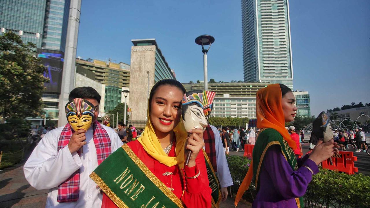 FOTO:  Lenggang  Jakarta  Abang None 2025 di CFD