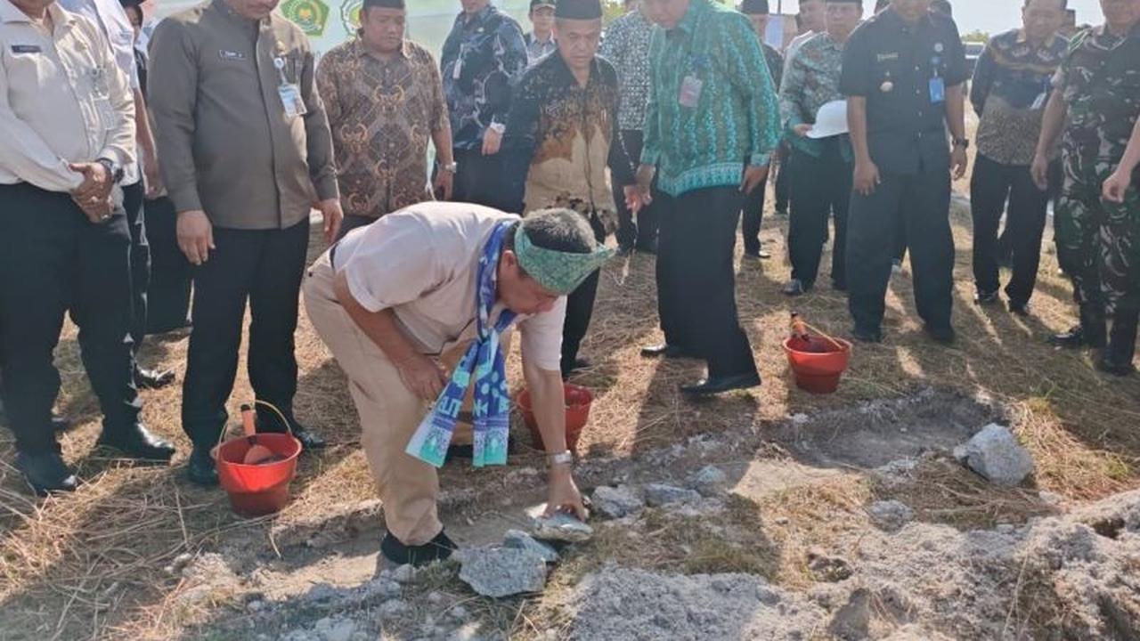 Gubernur Hidayat Arsani: Sarana Ibadah Sekolah Perkuat Moral dan Karakter Siswa
