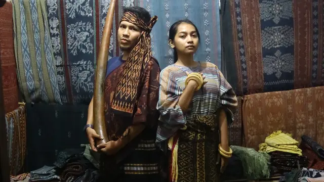 [Fimela] Tenun Ikat Flores yang menawan