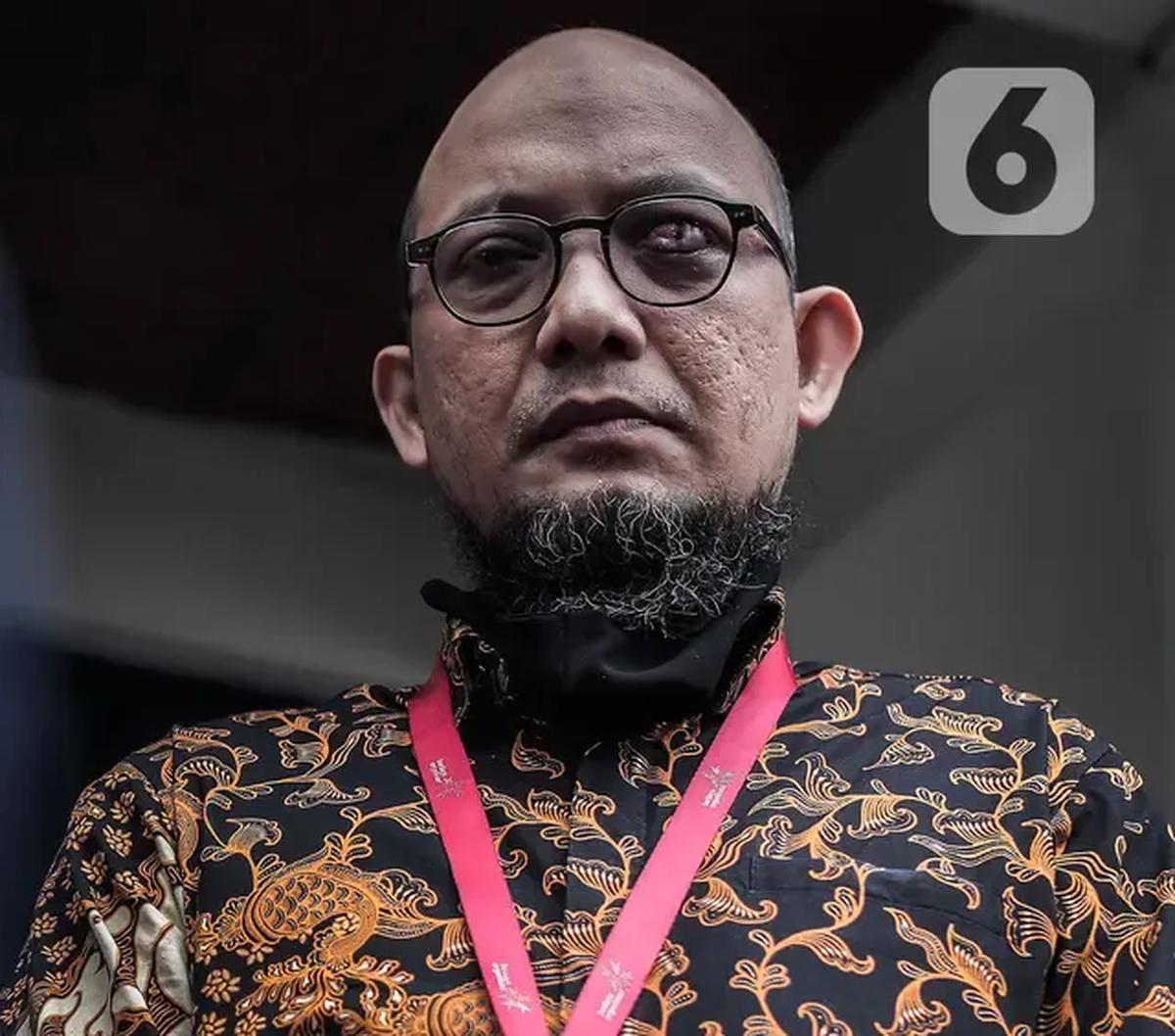 Novel Baswedan mengungkapkan adanya transaksi mencurigakan sebesar Rp300 miliar.<br><br><br><br>Si empunya transaksi itu merupakan pegawai di Kedeputian Penindakan dan Eksekusi KPK.