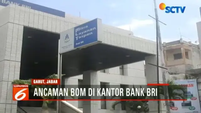 Ancaman bom itu diterima karyawan Bank BRI melalui pesan singkatan atau sms yang langsung melapor ke Polres Garut.