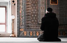 Cara Menghadapi Fitnah Menurut Islam, Lengkap dengan Doa