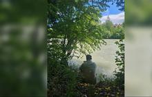 Potret Ridwan Kamil Datang ke Swiss di Momen Ultah Eril, Sampaikan Doa untuk Mendiang Sang Anak di Tepi Sungai Aare