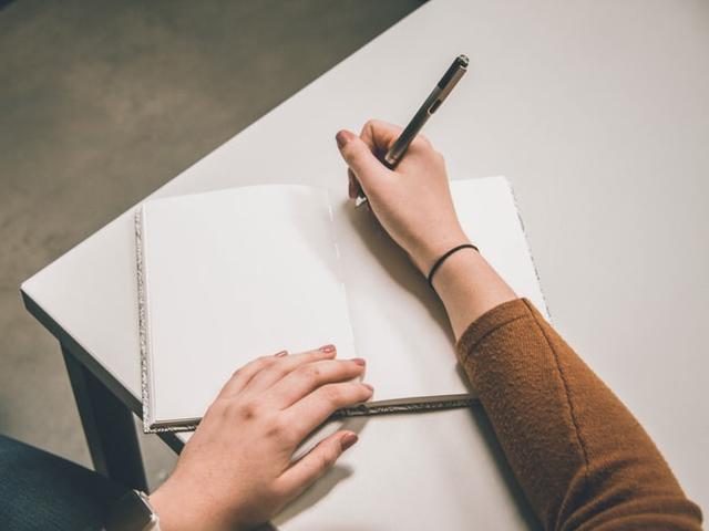 Pengertian Teks Ulasan Ciri Ciri Struktur Dan Jenisnya Yang Perlu Diketahui Hot Liputan6 Com