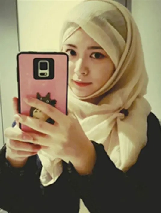 Akun Instagram Ayana Saat ini diikuti oleh 29.000 orang. Bahkan sudah ada beberapa akun yang dibuat khusus untuk mewadahi fans-fans Ayana. (Instagram/xolovelyayana)