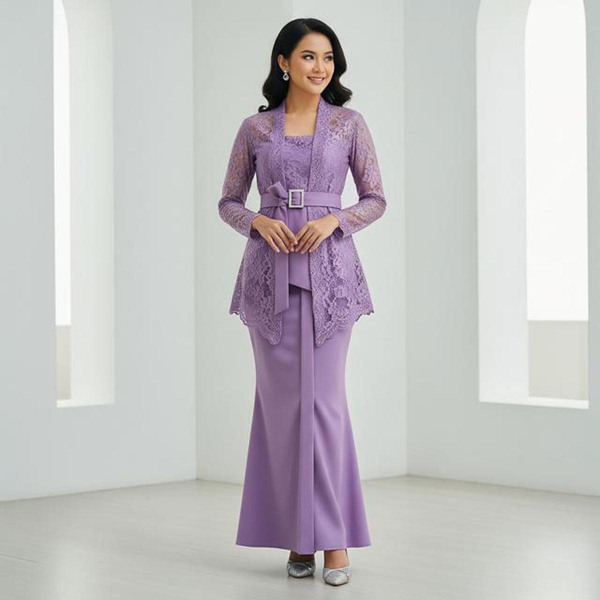 8 Model Kebaya Soft Ungu Terbaru 2026, Gaya Anak Bungsu Tommy Soeharto Curi Perhatian