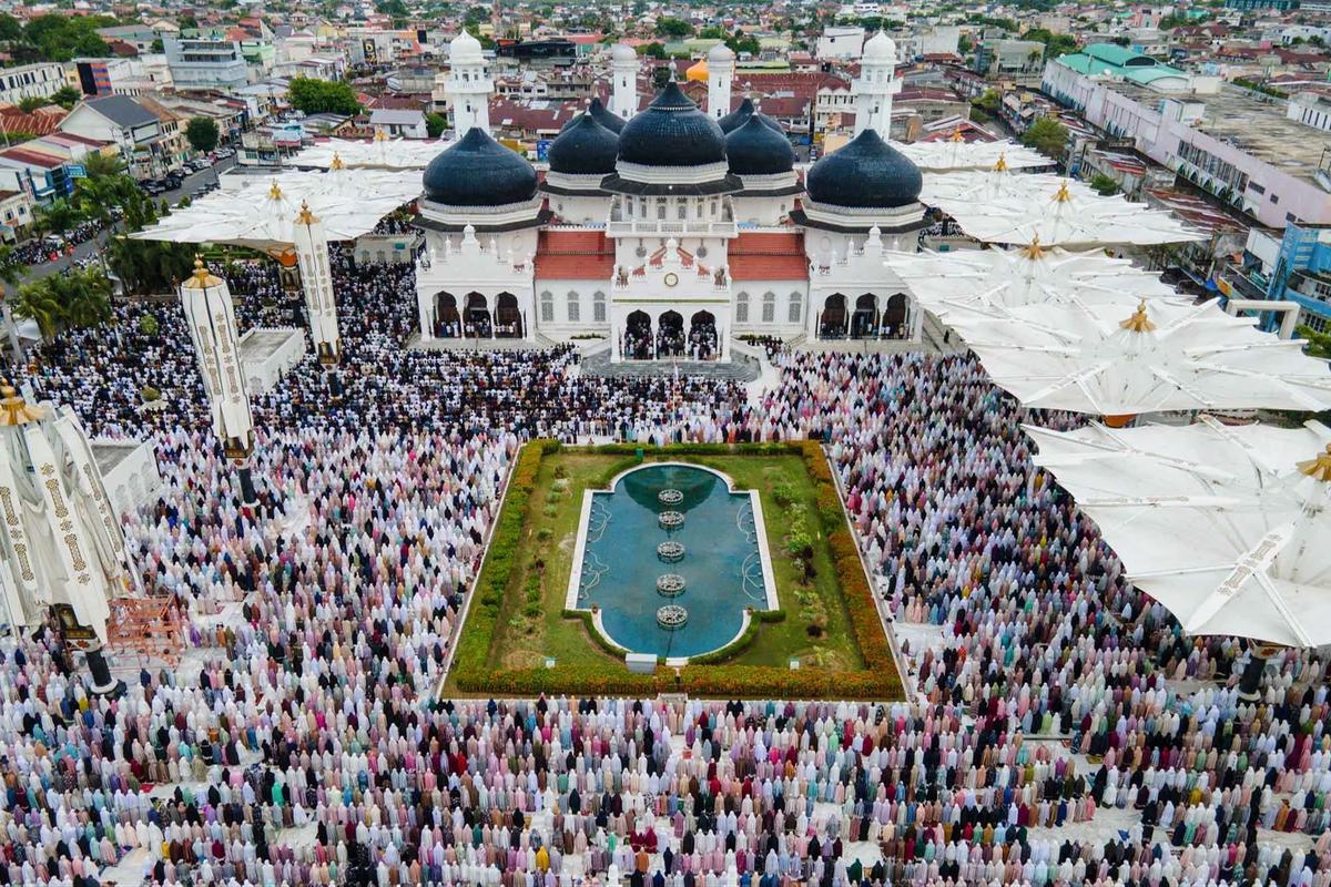 FOTO: Suasana Shalat Iduladha di Sejumlah Daerah